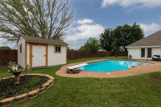 5005 Shadowood Road, Colleyville, TX 76034