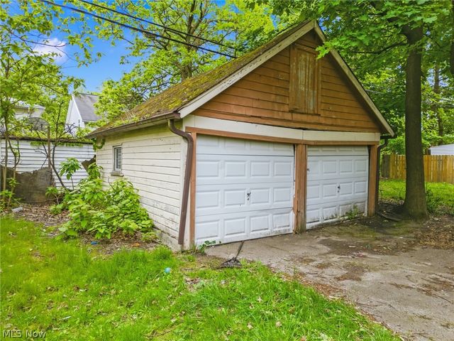 3315 E 142nd Street, Cleveland, OH 44120