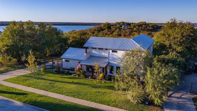 1115 Moonlight Bay Drive, Grand Prairie, TX 75104