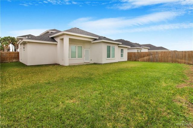 3100 E Zinnia Avenue, Alton, TX 78573