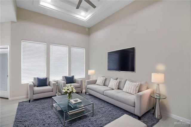 3100 E Zinnia Avenue, Alton, TX 78573