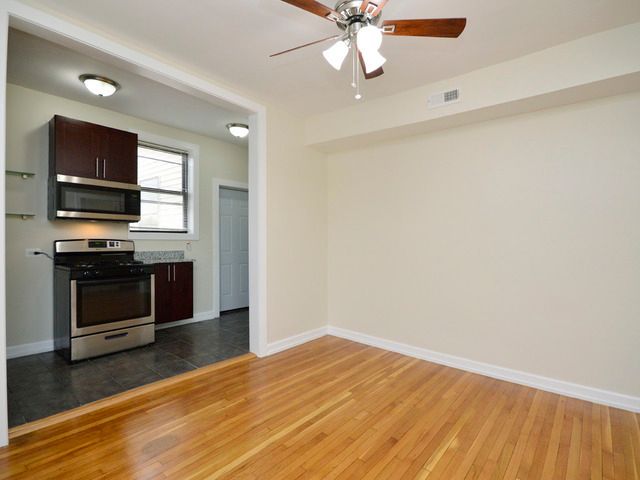 4206 N Pulaski Road 2W, Chicago, IL 60641