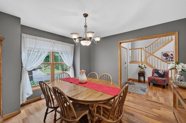 1604 Three Wood Drive, Mount Horeb, WI 53572
