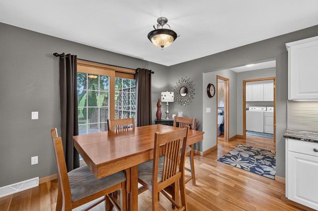 1604 Three Wood Drive, Mount Horeb, WI 53572