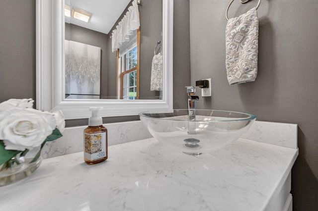 1604 Three Wood Drive, Mount Horeb, WI 53572