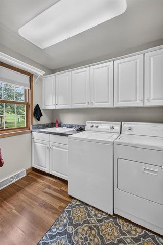 1604 Three Wood Drive, Mount Horeb, WI 53572