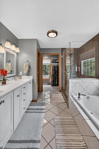 1604 Three Wood Drive, Mount Horeb, WI 53572