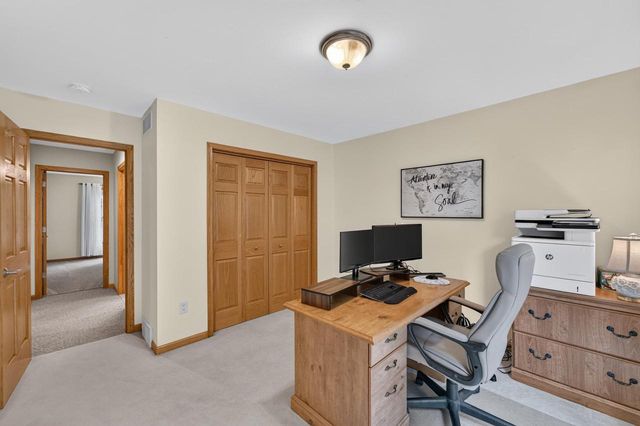1604 Three Wood Drive, Mount Horeb, WI 53572