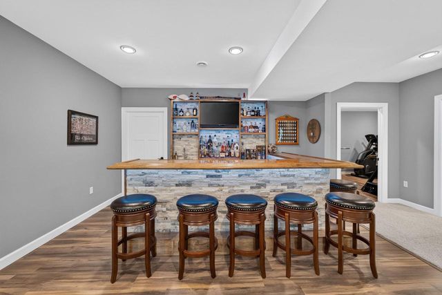 1604 Three Wood Drive, Mount Horeb, WI 53572