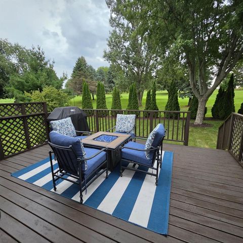 1604 Three Wood Drive, Mount Horeb, WI 53572