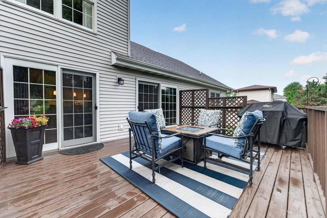 1604 Three Wood Drive, Mount Horeb, WI 53572