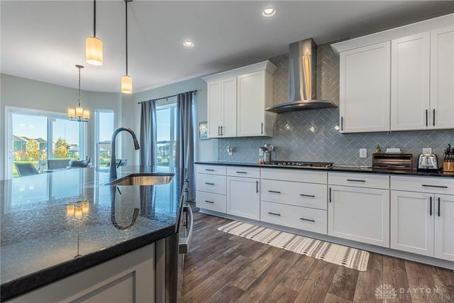 419 Carleton Drive, Sugarcreek Twp, OH 45440