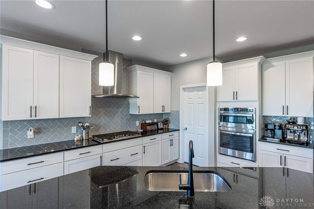 419 Carleton Drive, Sugarcreek Twp, OH 45440