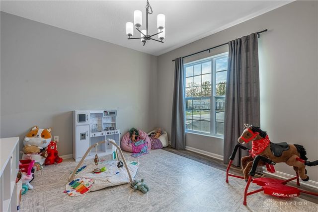 419 Carleton Drive, Sugarcreek Twp, OH 45440