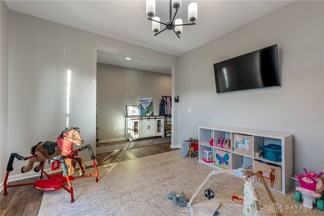 419 Carleton Drive, Sugarcreek Twp, OH 45440