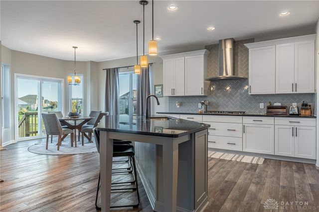 419 Carleton Drive, Sugarcreek Twp, OH 45440