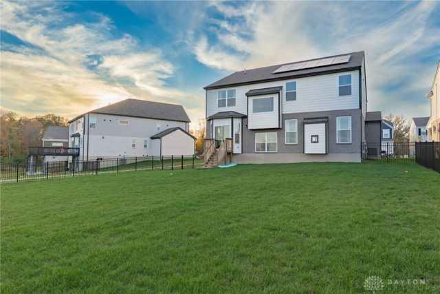 419 Carleton Drive, Sugarcreek Twp, OH 45440