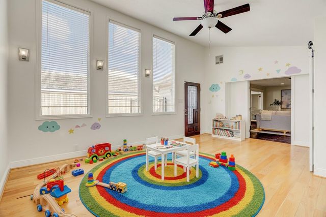 9218 Kapri Lane, Houston, TX 77025