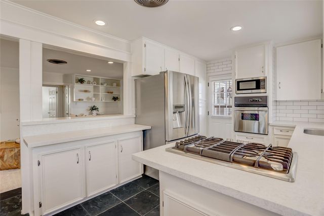 9218 Kapri Lane, Houston, TX 77025