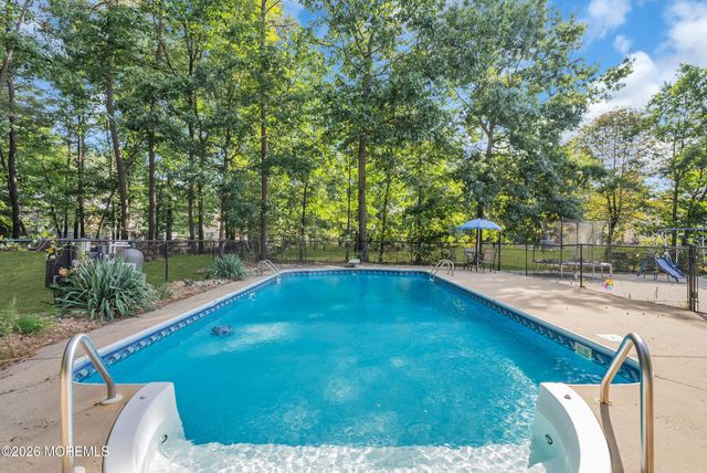 501 Leesville Road, Jackson, NJ 08527