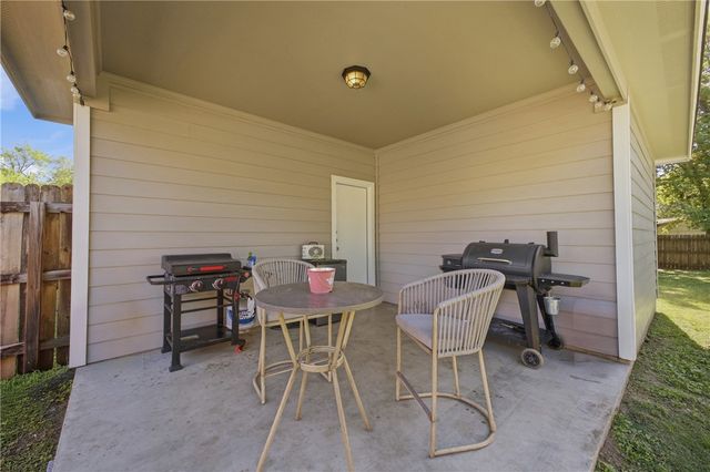4400 Milam Street, Bryan, TX 77801