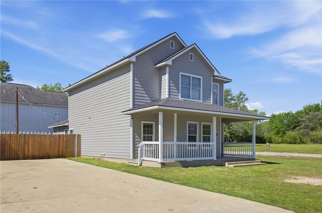 4400 Milam Street, Bryan, TX 77801
