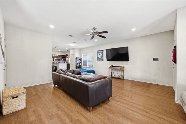 4400 Milam Street, Bryan, TX 77801