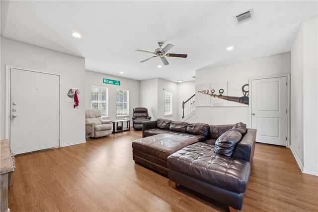 4400 Milam Street, Bryan, TX 77801