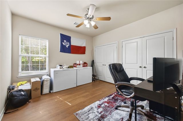 4400 Milam Street, Bryan, TX 77801