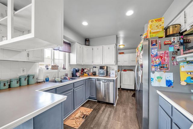 210 Hymer Dr, Sedgwick, KS 67135