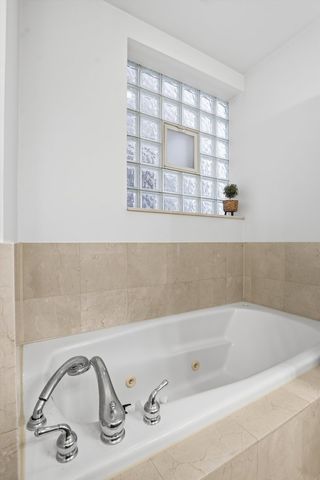 2022 N WOOD Street 1S, Chicago, IL 60614