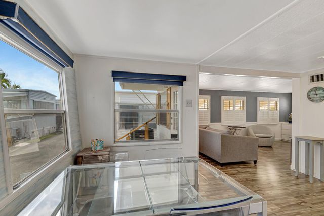 18 Juniper Drive J, Briny Breezes, FL 33435