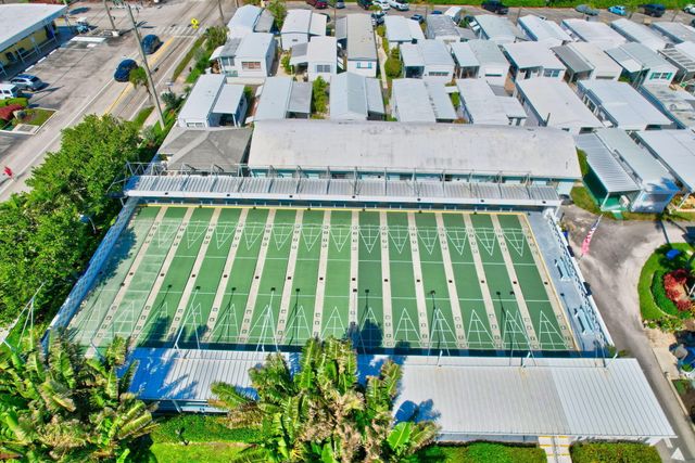 18 Juniper Drive J, Briny Breezes, FL 33435