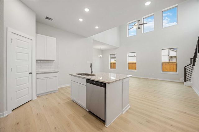 16800 Needlepoint Drive, Conroe, TX 77302