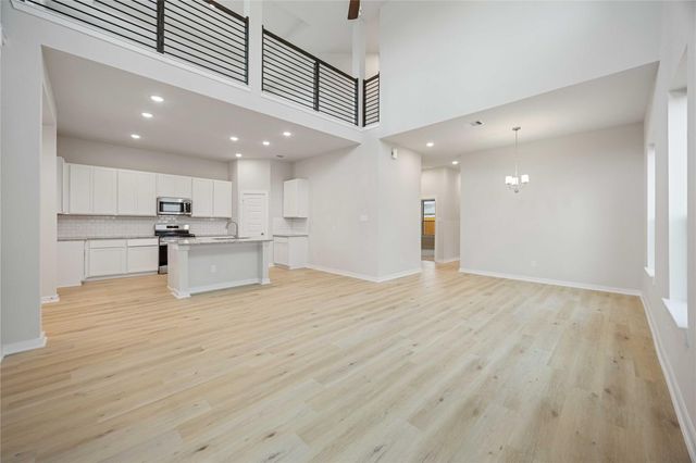 16800 Needlepoint Drive, Conroe, TX 77302