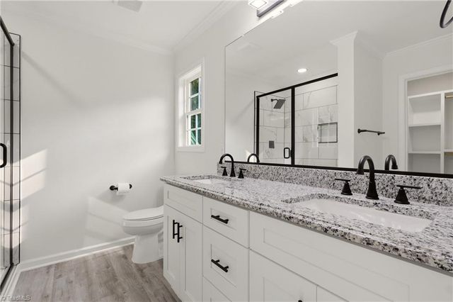 1540 Reynolds Forest Drive, Winston-salem, NC 27107