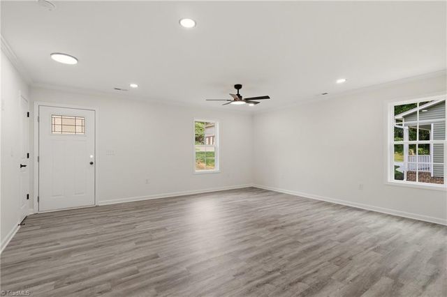 1540 Reynolds Forest Drive, Winston-salem, NC 27107