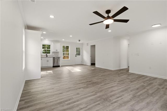 1540 Reynolds Forest Drive, Winston-salem, NC 27107