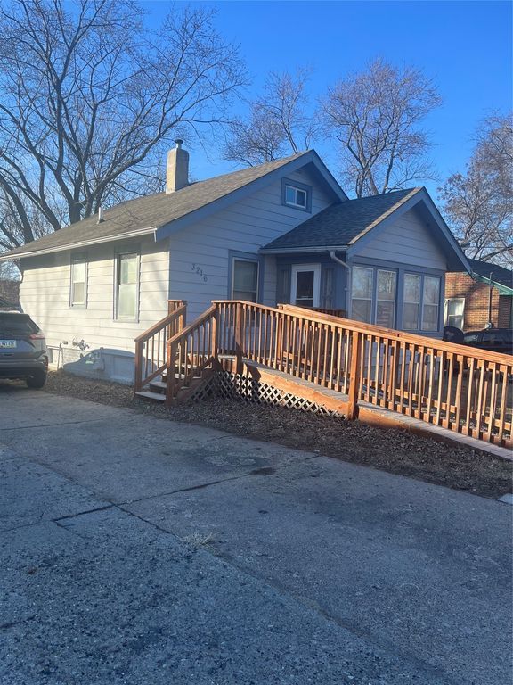 3216 SW 13th Street, Des Moines, IA 50315