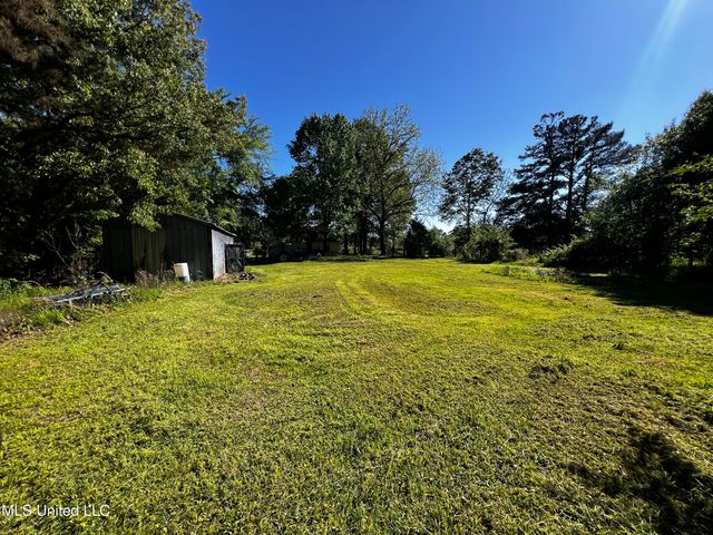 4595 Lucius Taylor Road, Como, MS 38619