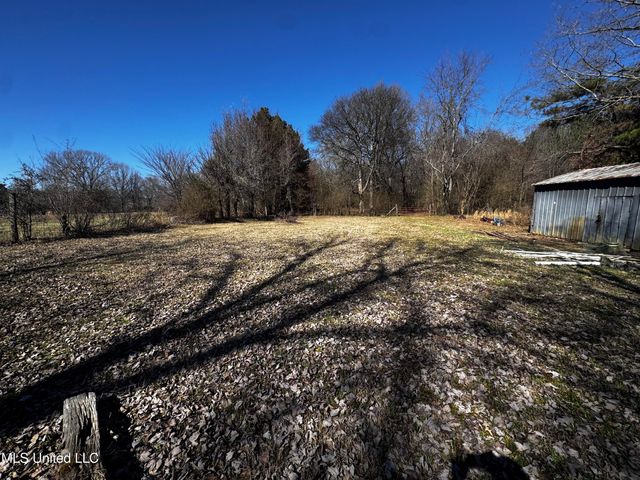 4595 Lucius Taylor Road, Como, MS 38619