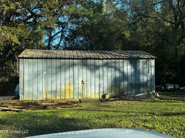 4595 Lucius Taylor Road, Como, MS 38619
