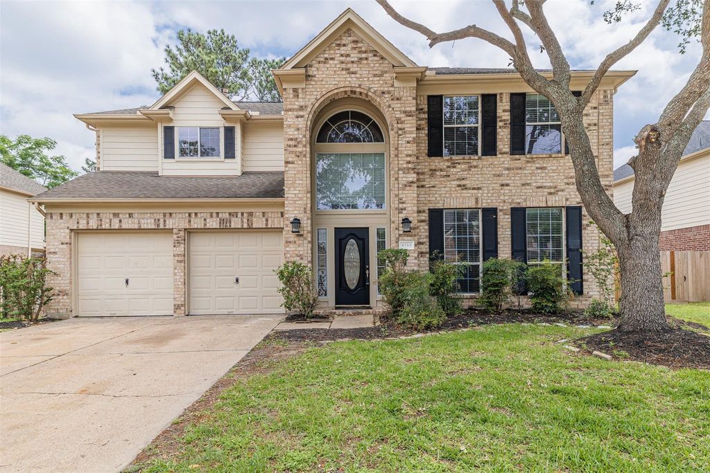8510 Brighton Lake Lane, Houston, TX 77095