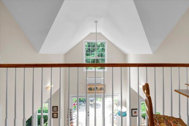 12 Eastman Farm Road, Burlington, VT 05408