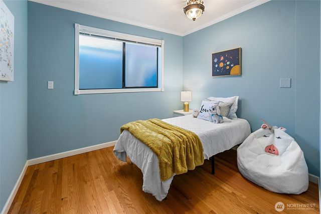 9003 NE Juanita Lane, Kirkland, WA 98034