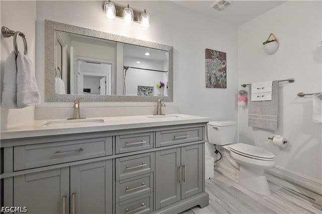 631 SE 12th AVE 98, Cape Coral, FL 33990
