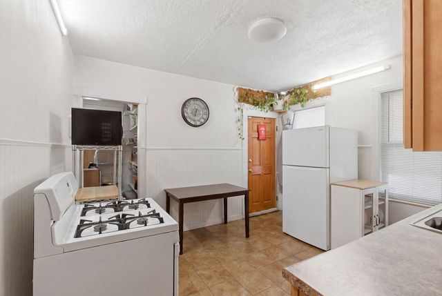 22 Deering Rd 1, Boston, MA 02126