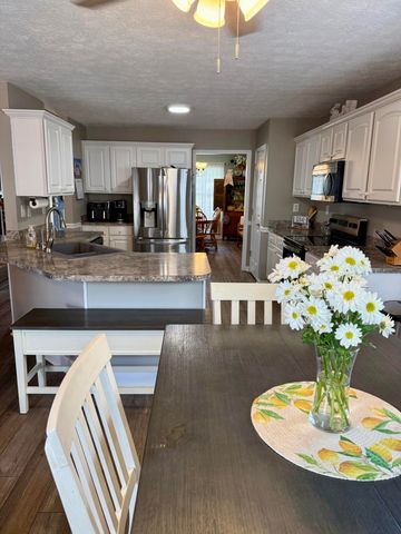 112 S Colonial Heights Drive, Georgetown, KY 40324