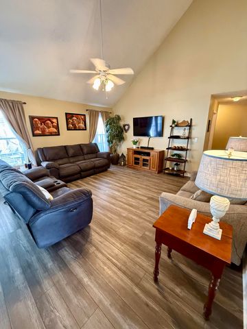 112 S Colonial Heights Drive, Georgetown, KY 40324