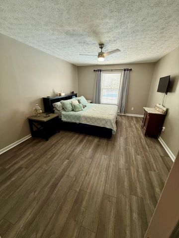 112 S Colonial Heights Drive, Georgetown, KY 40324